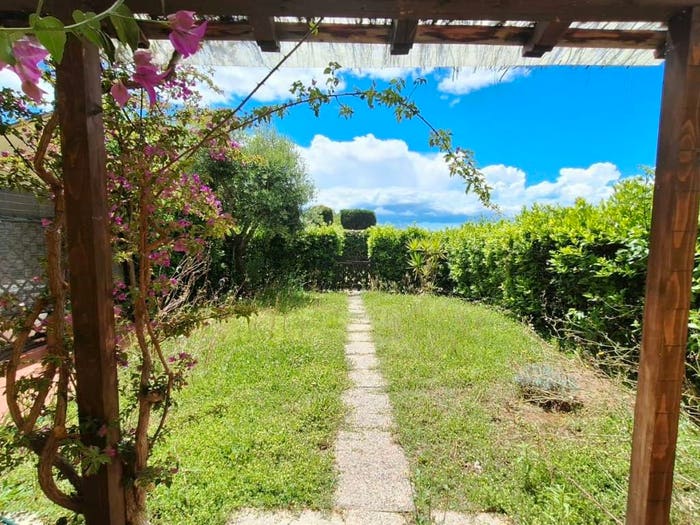 Appartamento quadrilocale in vendita in Strada Provinciale Castellina Marittima Le Badie, Castellina Marittima