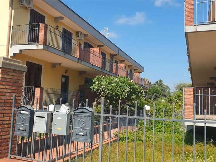 Casa con 5 locali in vendita in Via Mongibello, Carruba San Leonardello, Giarre