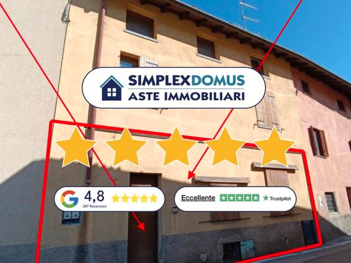 Appartamento trilocale in vendita in Via Roma, Visino, Valbrona