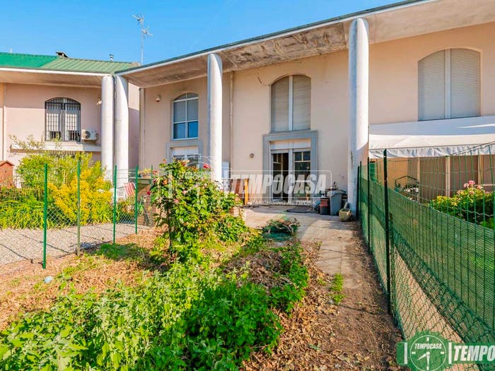Casa quadrilocale in vendita in Via Karl Marx, Torretta Martinetta San Grato, Lodi