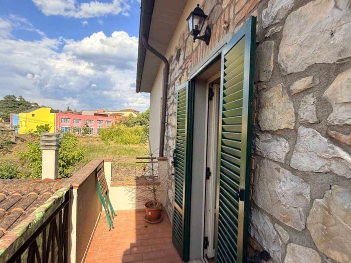 Appartamento trilocale in vendita in Via Nazionale, Centro, Fabro