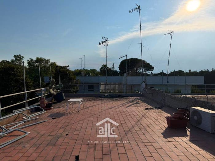 Appartamento trilocale in vendita in via valona, San Cataldo, Lecce