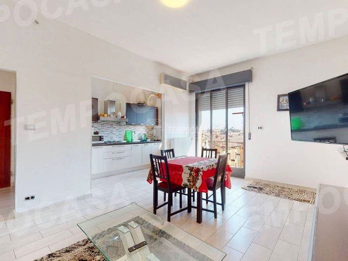 Appartamento trilocale in vendita in Via ugo bassi, Cento Paese, Cento