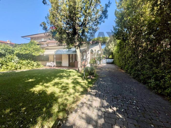Casa con 6 locali in vendita in Centro, Forte dei Marmi