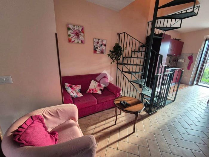 Appartamento bilocale in vendita in Via Dante Alighieri, Carpineto Romano