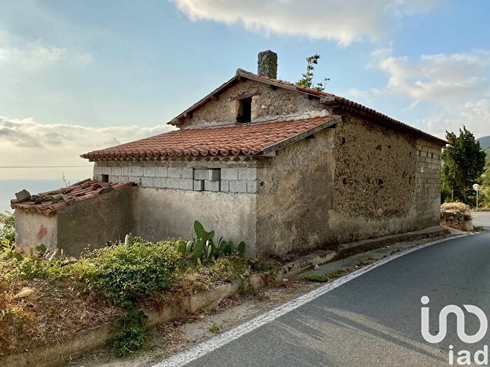 Casa trilocale in vendita in Localitãnbsp Cammarella, Longobardi