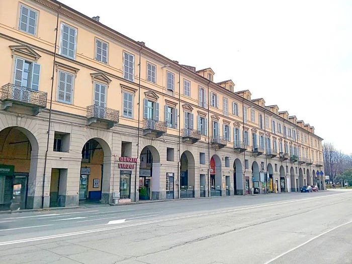 Appartamento quadrilocale in vendita in Corso Torino, Centro, Pinerolo