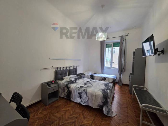 Appartamento con 5 locali in vendita in VIA CANTORE, Sampierdarena, Genova