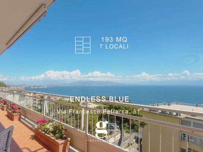 Appartamento con 6 locali in vendita in Via Francesco Petrarca, Posillipo, Napoli