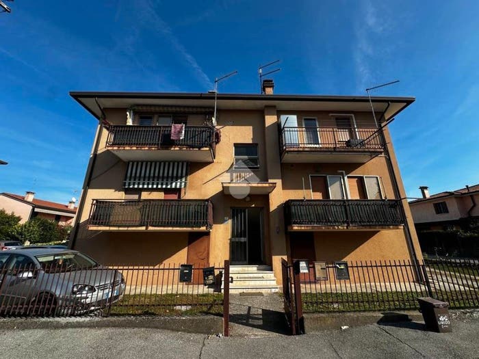 Appartamento trilocale in vendita in Via Cornaro, Centro, Piombino Dese