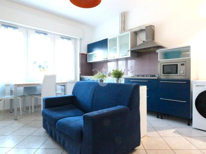 Appartamento trilocale in vendita in Viale Vittorio Alfieri, Tripoli Mare, Rimini