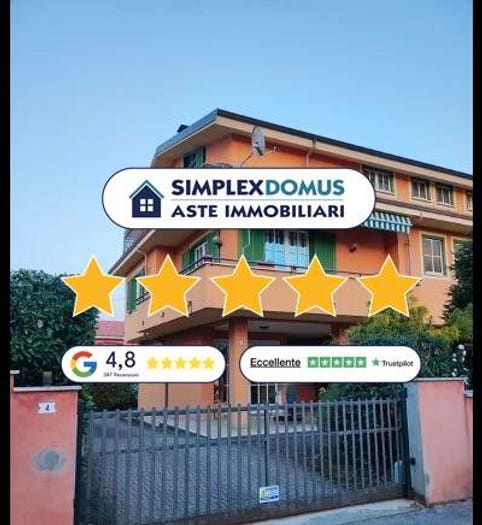 Casa con 6 locali in vendita in via Bra, Centro, Caraglio