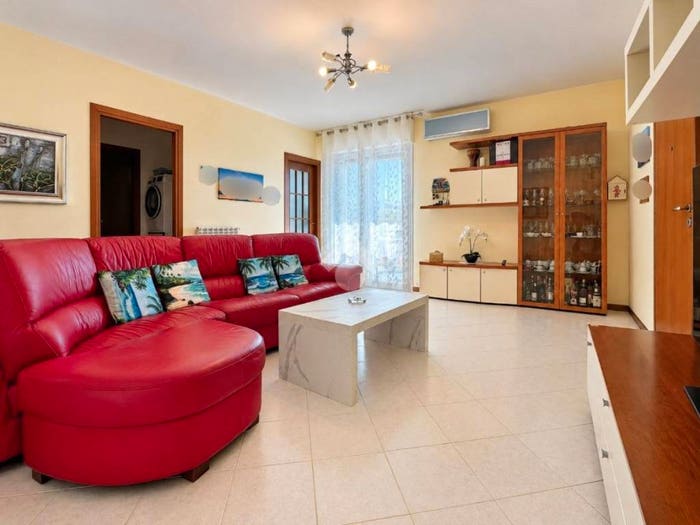 Appartamento con 5 locali in vendita in Via fornaci, Montelabbate