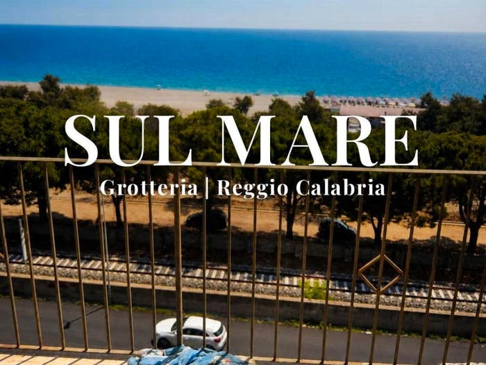 Appartamento trilocale in vendita in Via Grotteria Mare, Grotteria