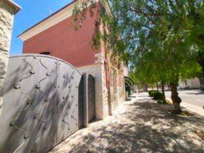 Casa con 6 locali in vendita in Montegrosso Boschetto, Andria