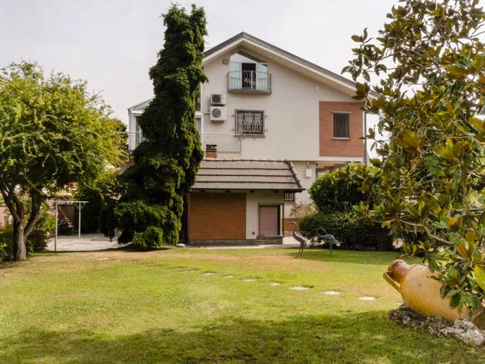 Casa con 6 locali in vendita in Corso Giacomo Matteotti, San Germano Vercellese