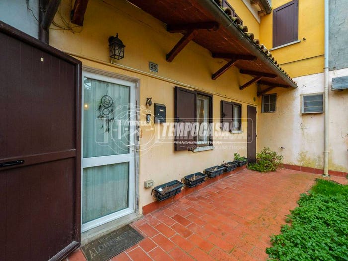 Casa trilocale in vendita in Via Borgo Angeli, Centro, Malalbergo
