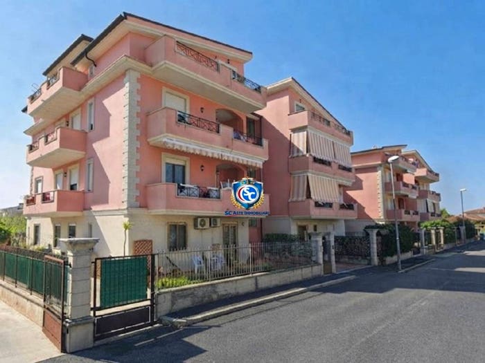 Appartamento trilocale in vendita in Via Castelvolturno, Mondragone
