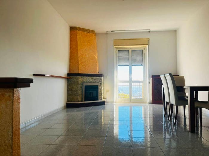 Appartamento quadrilocale in vendita in VIA PADRE PIO, Motta Montecorvino