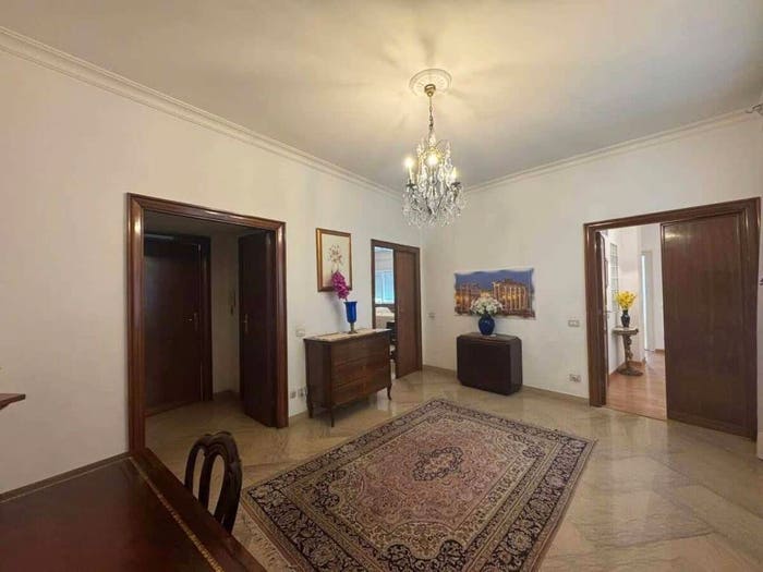 Appartamento con 5 locali in affitto in Via dei Giornalisti, Gemelli Pineta Sacchetti, Roma