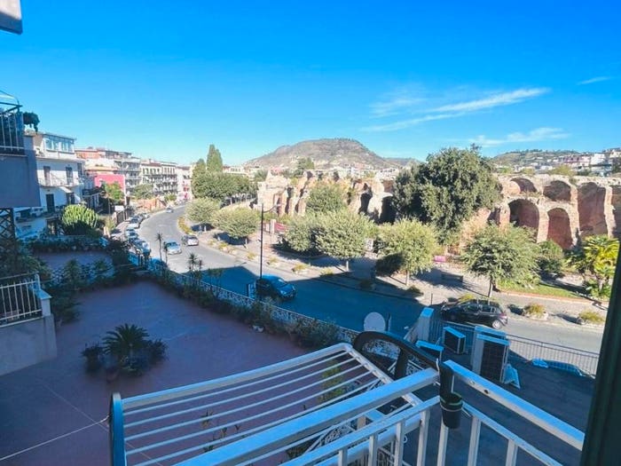 Appartamento bilocale in vendita in Via Carlo Maria Rosini, Anfiteatro, Pozzuoli
