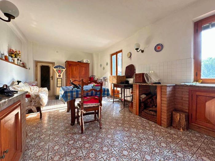 Casa con 6 locali in vendita in Via Edmondo de Amicis, Centro, Santhià