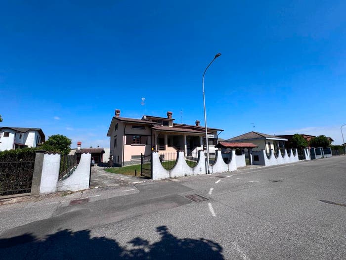 Casa con 5 locali in vendita in Via Alessandro Manzoni, Orio Litta