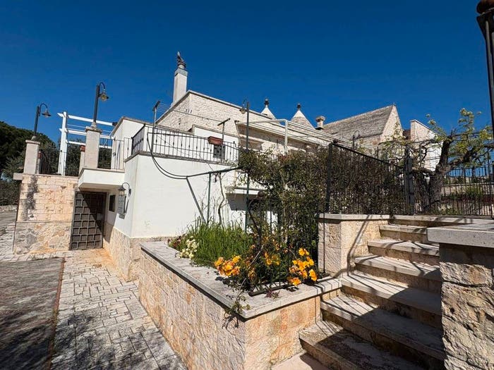 Casa con 6 locali in vendita in Strada Madonna delle Grazie Zona M, Martina Franca