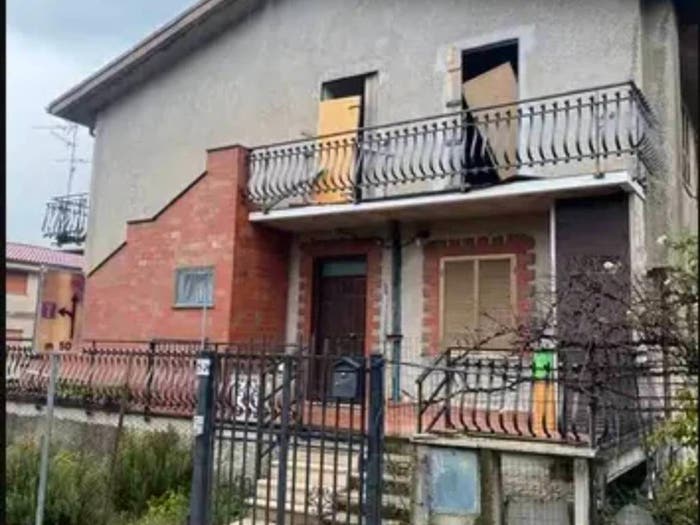 Appartamento quadrilocale in vendita in Via San Benedetto, Roiate