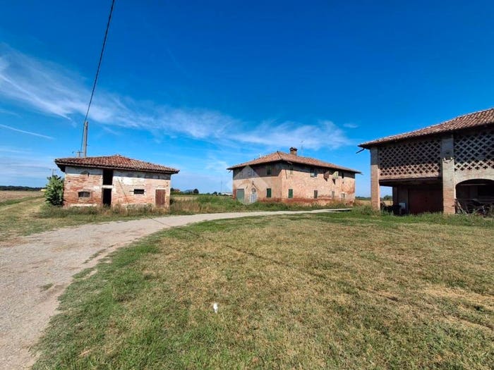 Casa con 6 locali in vendita in Via Noce, Castelfranco Emilia