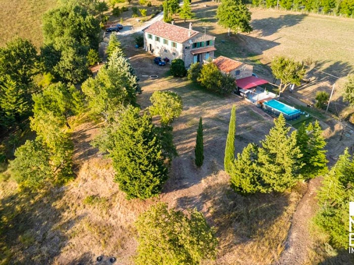 Casa con 6 locali in vendita in Via Alpe, Pieve Santo Stefano