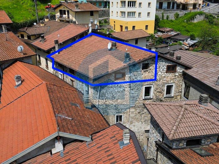 Appartamento trilocale in vendita in Via Torre, Centro, Ono San Pietro
