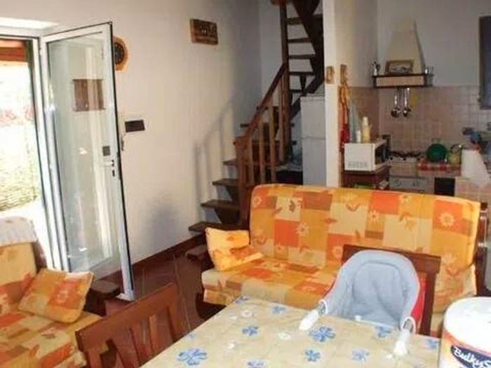 Casa trilocale in vendita in Urb Rocca Di Botte, Rocca di Botte