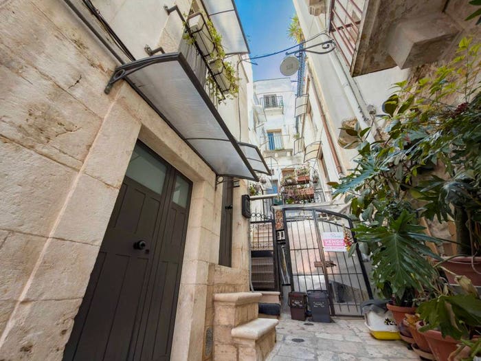 Casa con 5 locali in vendita in Vico Ortenzio, Putignano