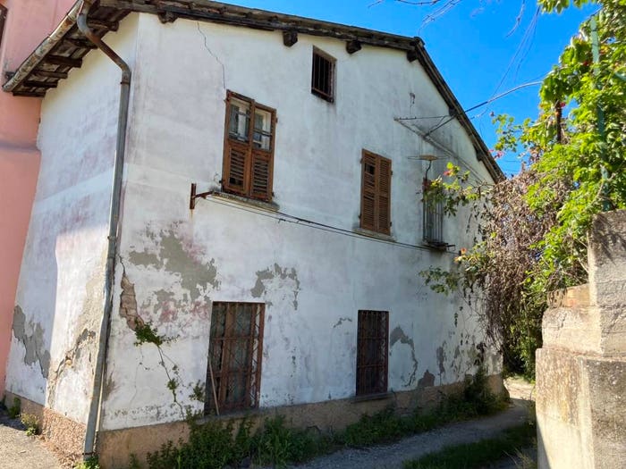 Casa con 5 locali in vendita in Via Centrale, Sant'Agata Fossili
