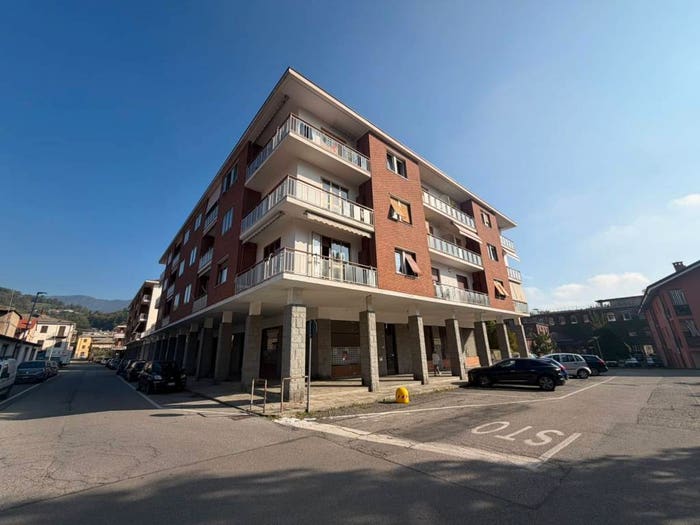 Appartamento trilocale in vendita in Via Guardia Piemontese, Centro, Torre Pellice
