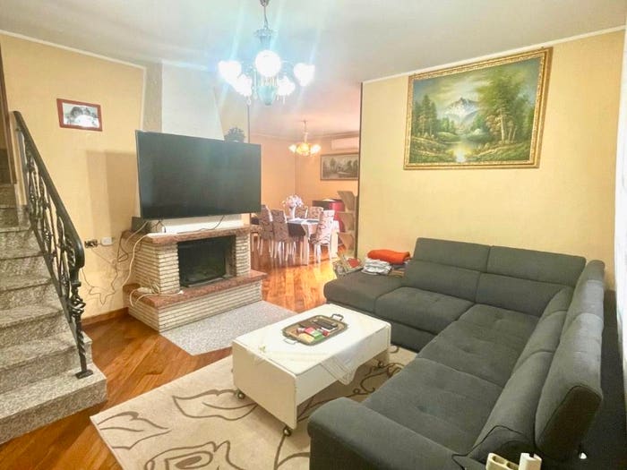 Casa quadrilocale in vendita in Via Rho, Centro, Cornaredo