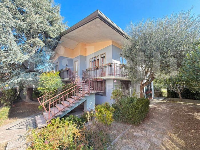 Casa con 6 locali in vendita in Piove di Sacco