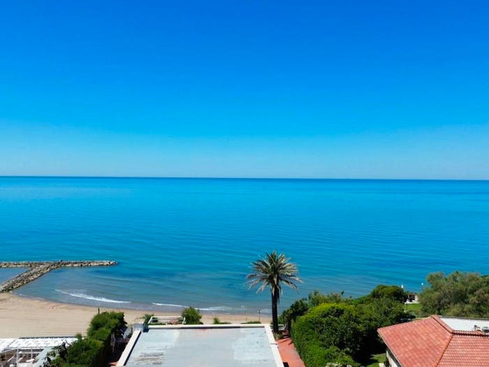 Casa quadrilocale in vendita in VIA ARDEATINA, Lido di Cincinnato Sirene, Anzio
