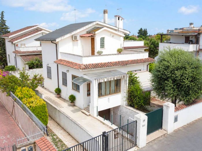 Casa con 5 locali in vendita in Via Teramo, Nuova Florida, Ardea