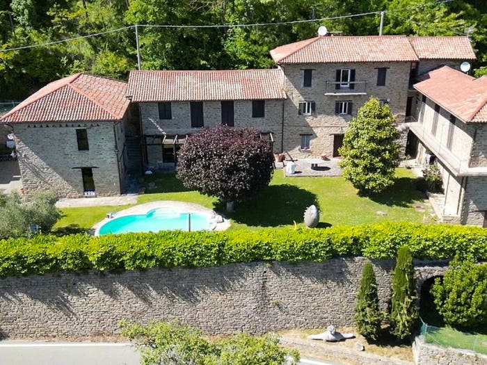 Casa con 6 locali in vendita in Roccaverano