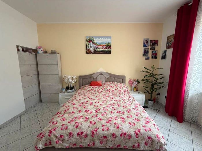 Appartamento trilocale in vendita in Via antonio nosari, Osio Sotto