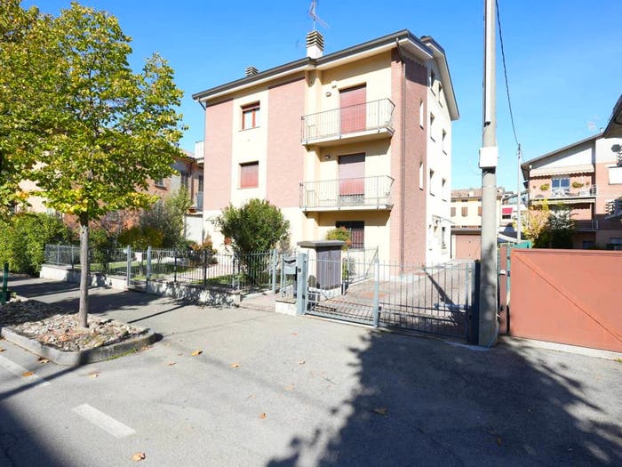 Appartamento con 5 locali in vendita in Viale Risorgimento, Centro, San Polo d'Enza