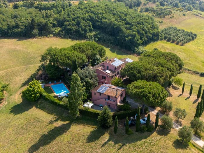 Casa con 6 locali in vendita in via valleregli, Fauglia