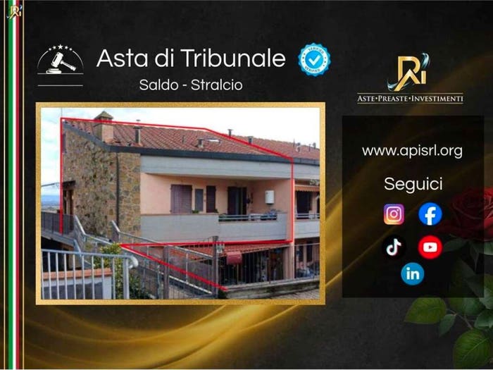 Appartamento con 6 locali in vendita in Strada del Poggio, Casole d'Elsa