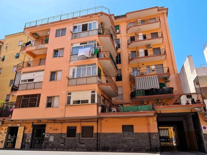 Appartamento bilocale in vendita in Via Diomede Carafa, Bagnoli, Napoli