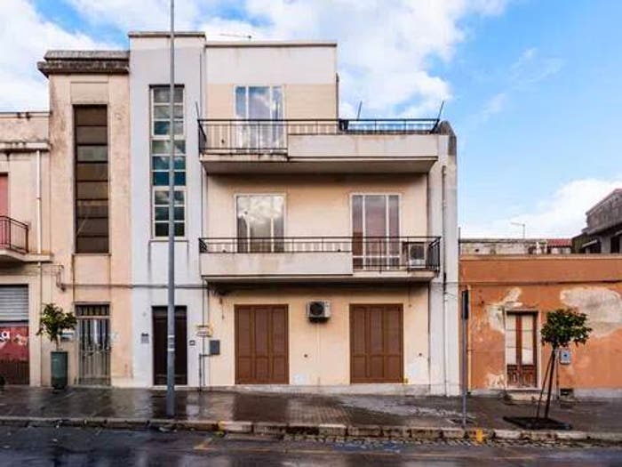Casa con 6 locali in vendita in Viale M Rapisardi, Centro, Ispica