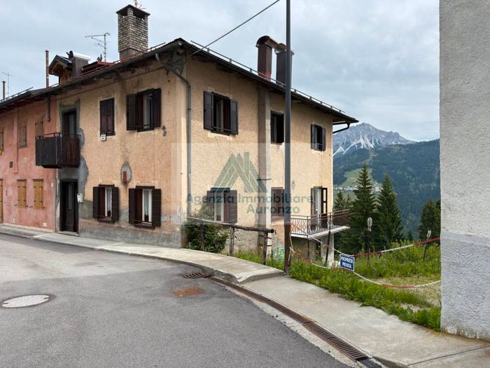 Casa con 6 locali in vendita in Via Gera, Danta di Cadore