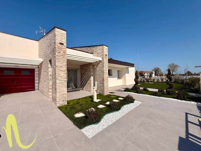 Casa quadrilocale in vendita in Via Vincenzo Bellini, Gatteo