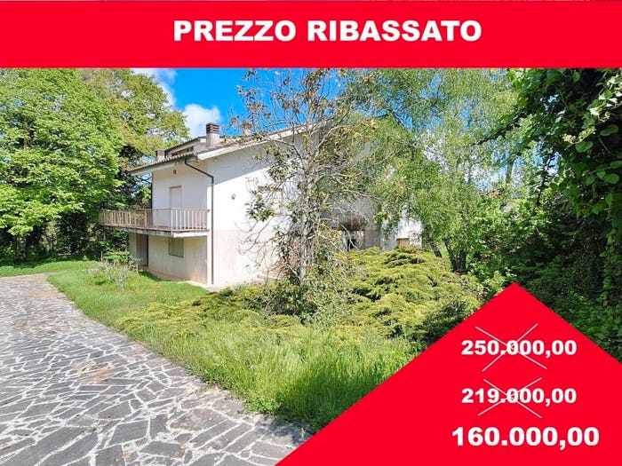 Casa con 6 locali in vendita in La Sbarra, Acquapendente